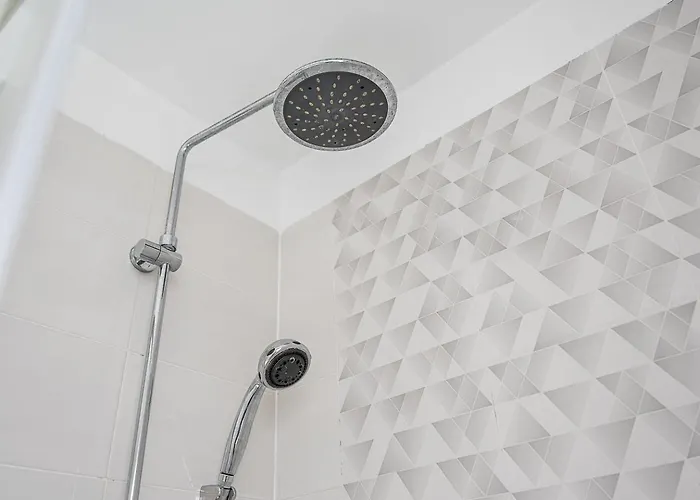 Guestready - Ria Reflection